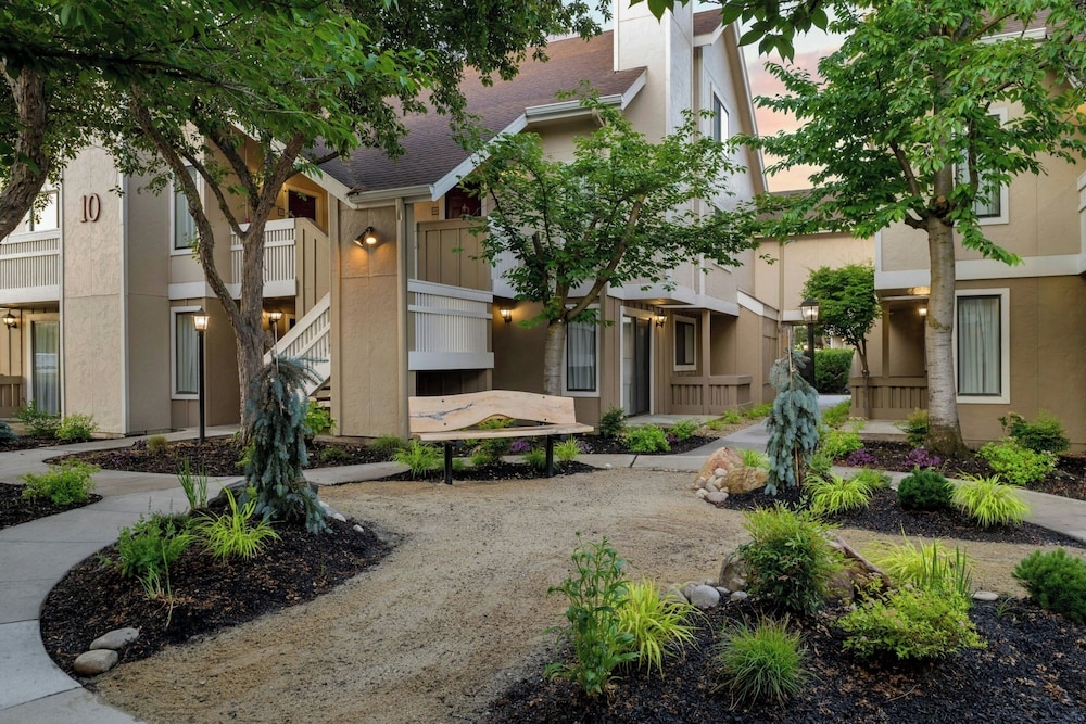 숙박 시설의 전망