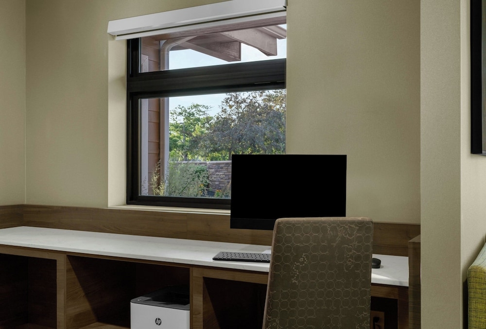 숙박 시설 내 편의 시설/서비스