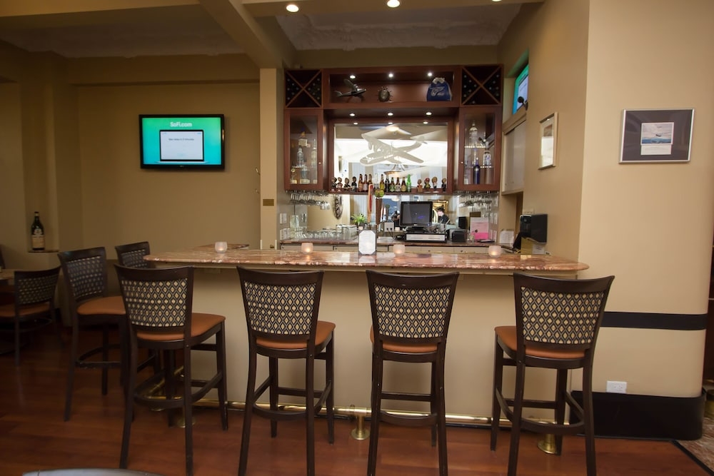 바(숙박 시설 내)