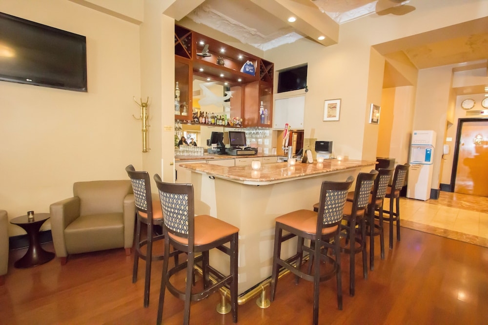 바(숙박 시설 내)