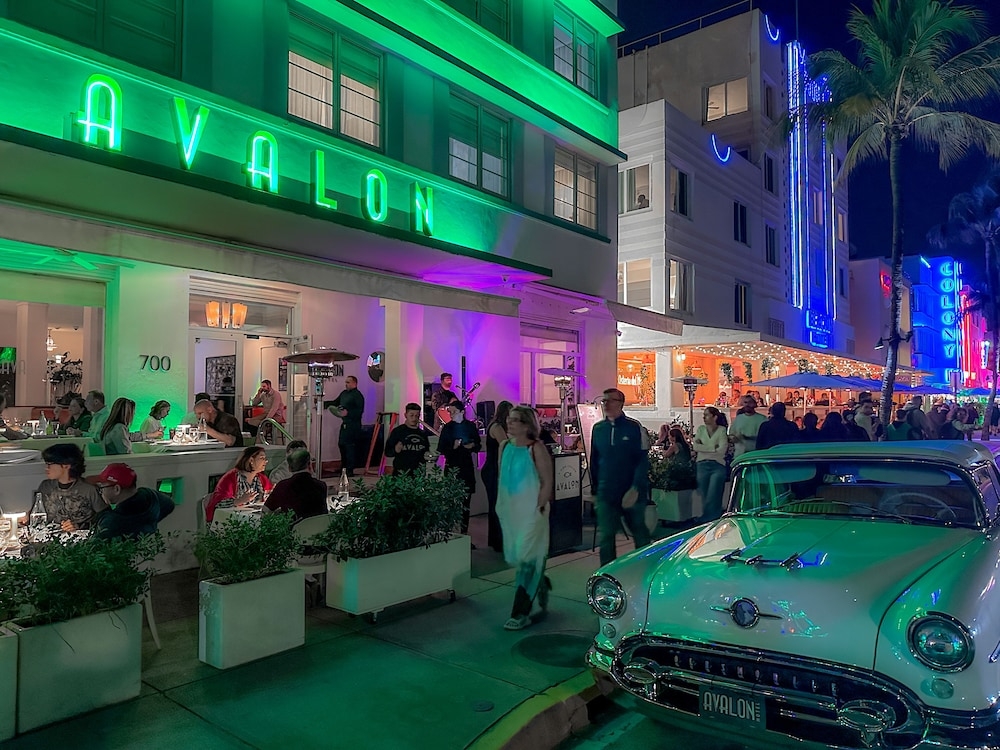 숙박 시설 정면