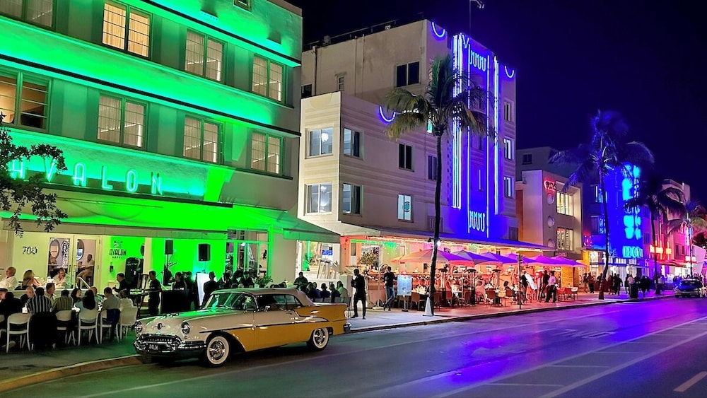 숙박 시설 정면