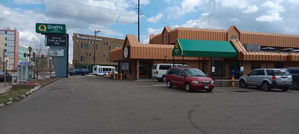 숙박 시설 정면