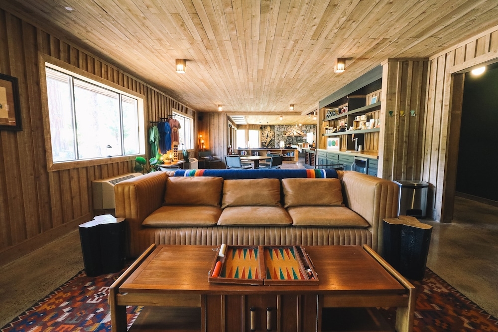 로비 좌석 공간