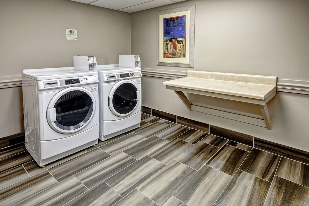 숙박 시설 내 편의 시설/서비스