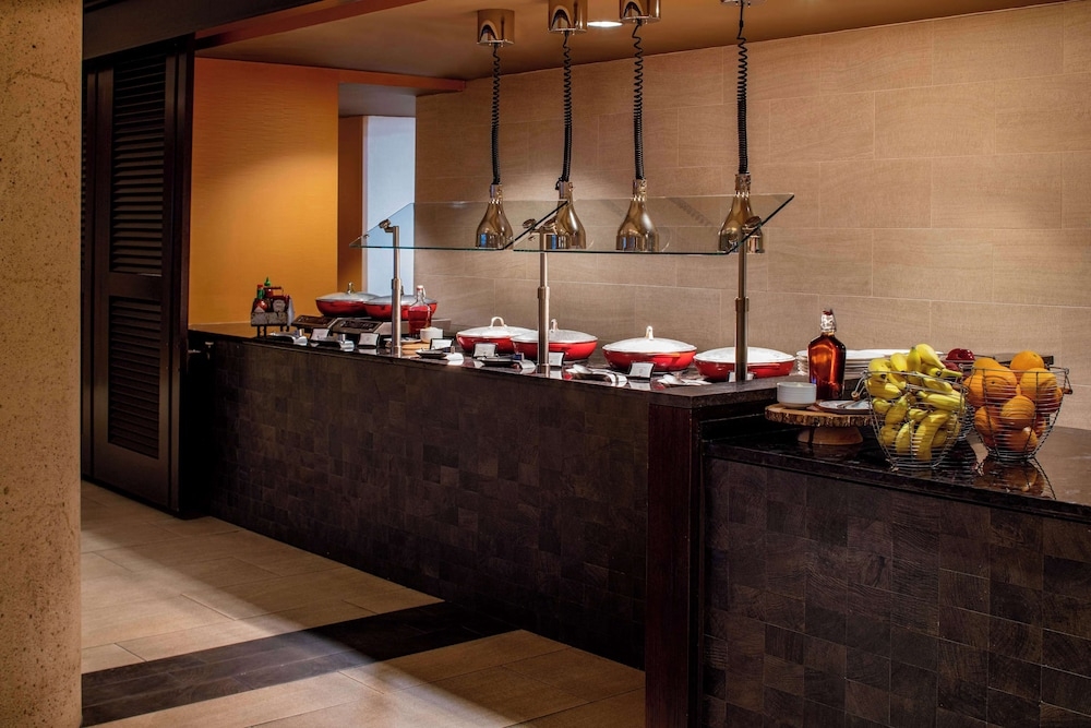 뷔페 아침 식사