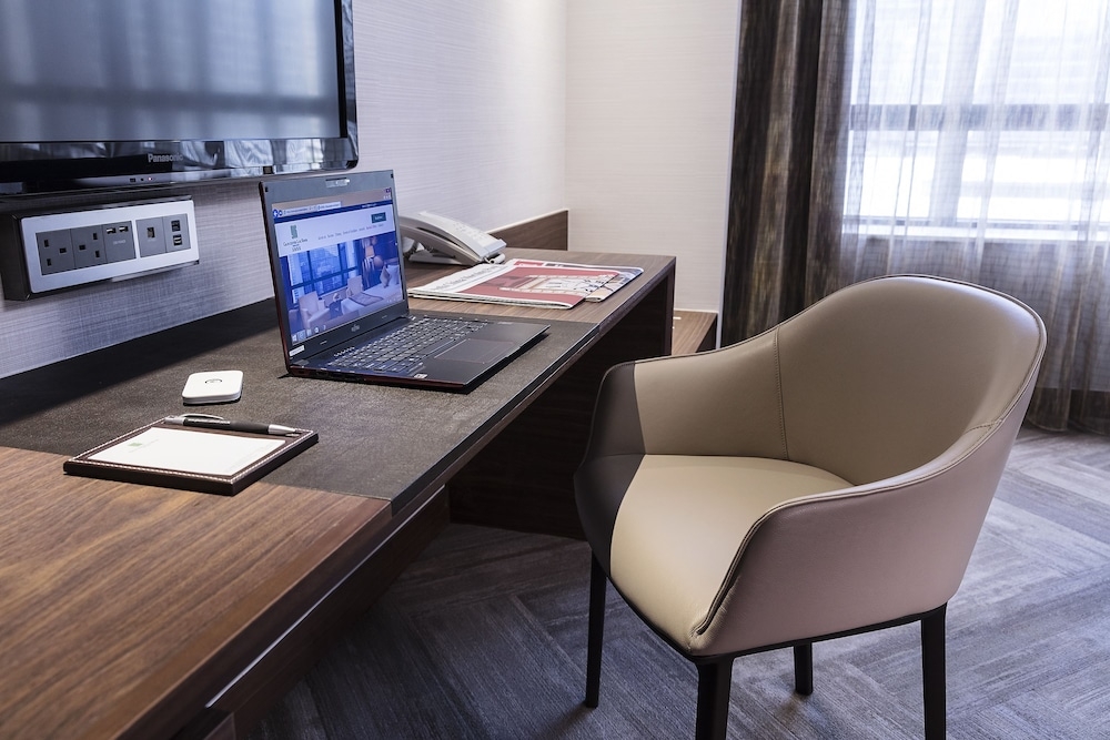 객실 내 비즈니스 센터