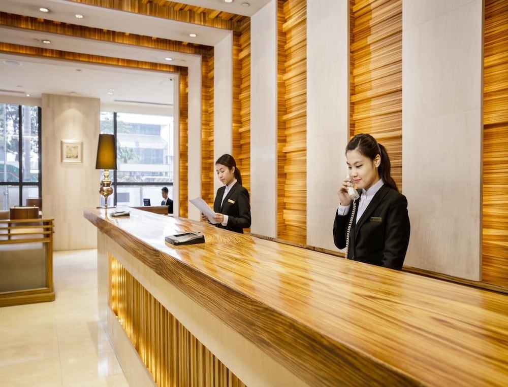 체크인/체크아웃 키오스크