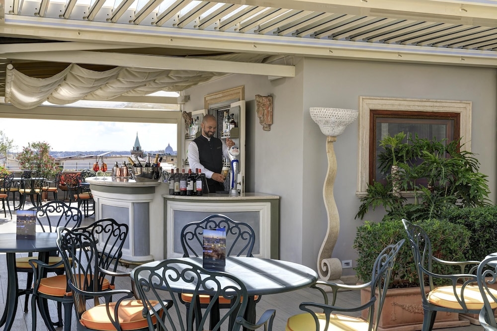 바(숙박 시설 내)