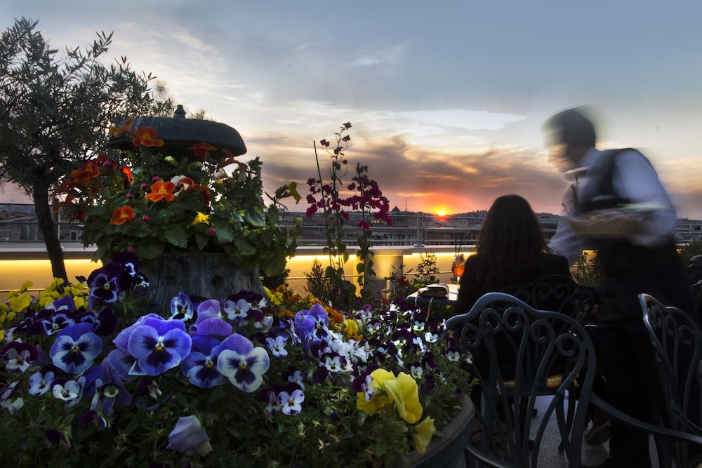 바(숙박 시설 내)