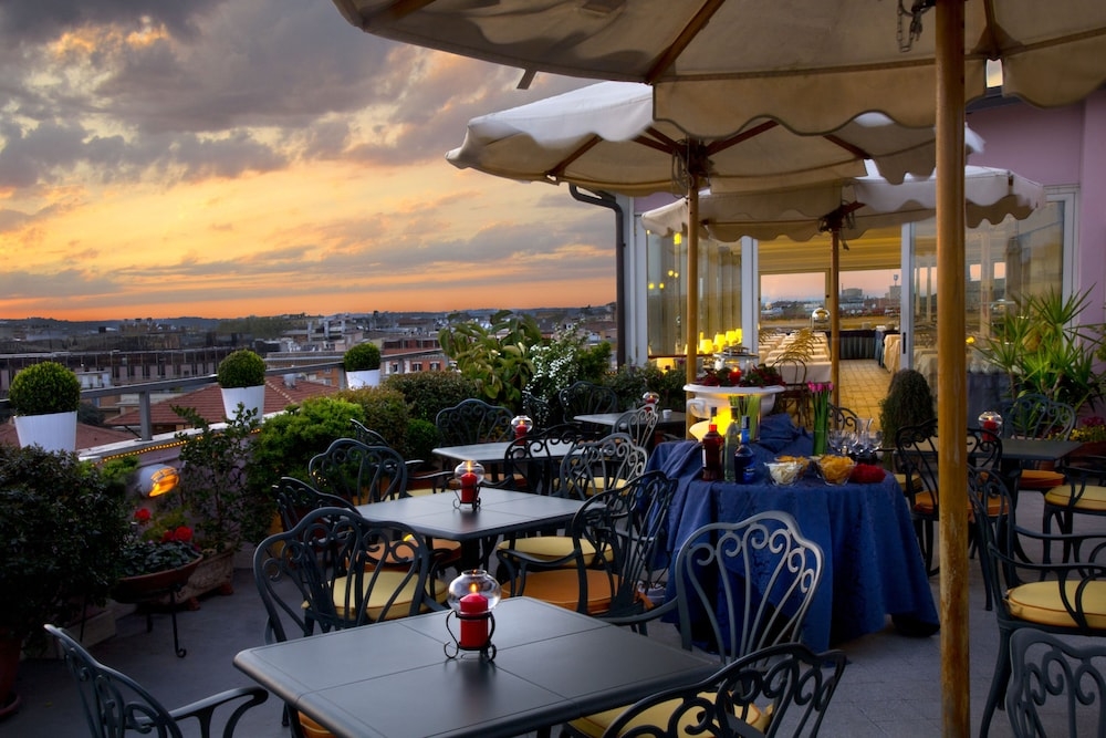 숙박 시설 내 편의 시설/서비스