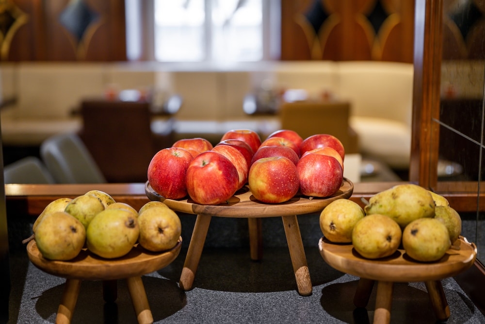 뷔페 아침 식사