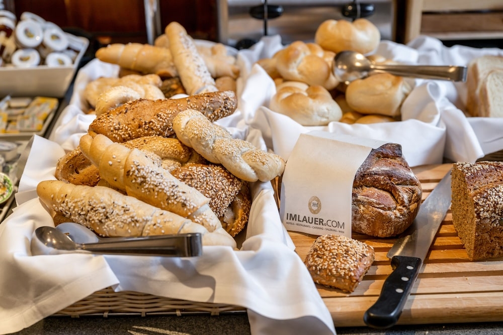 뷔페 아침 식사