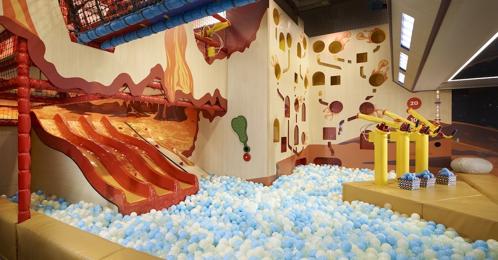 어린이 놀이 공간 - 실내