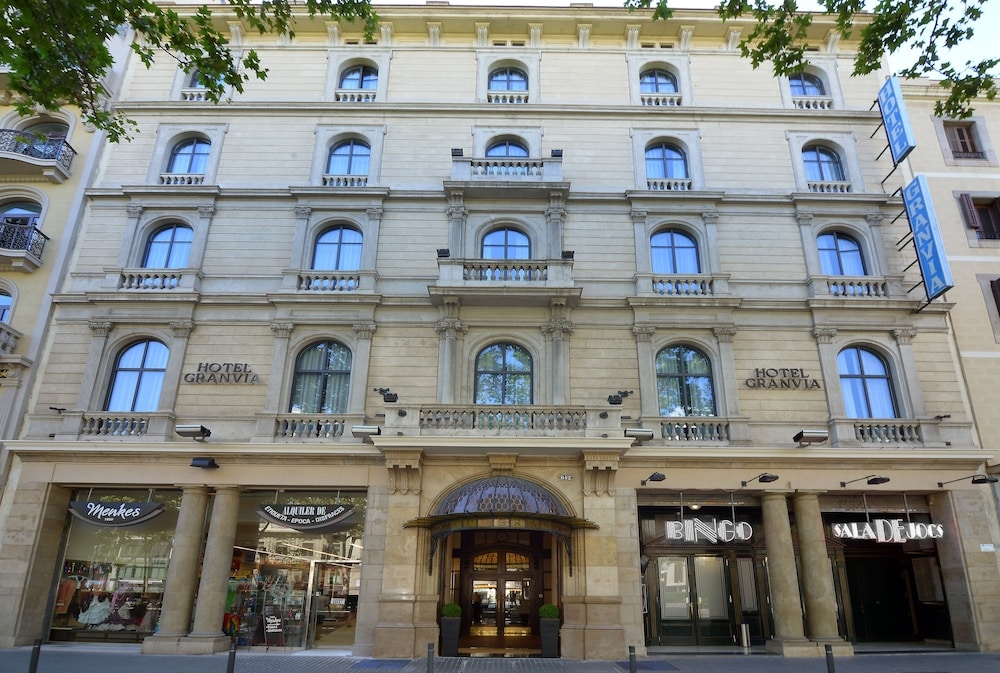 숙박 시설 정면