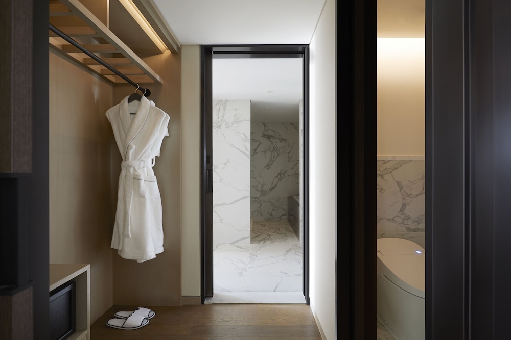 객실 내 편의 시설/서비스