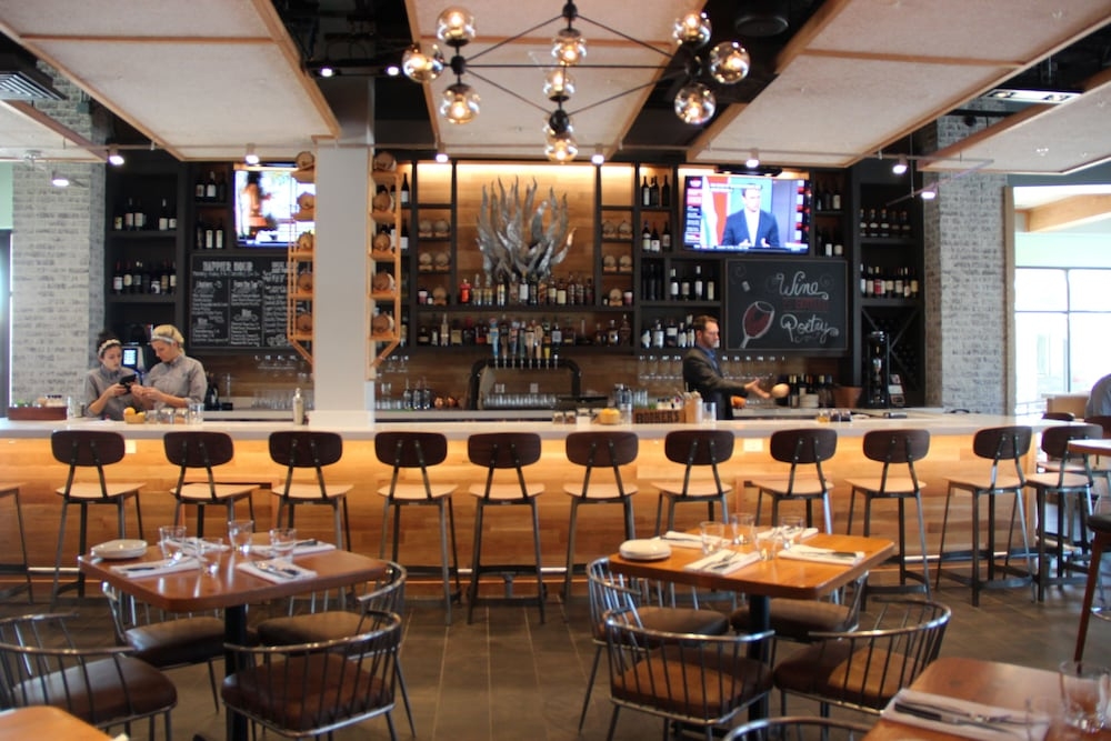 바(숙박 시설 내)