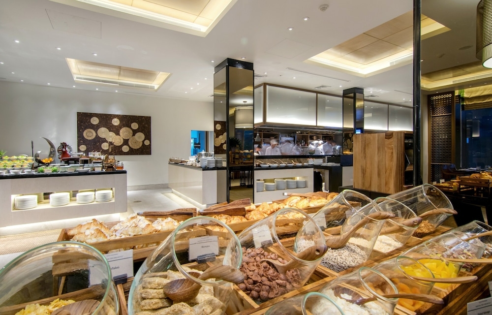 뷔페 아침 식사