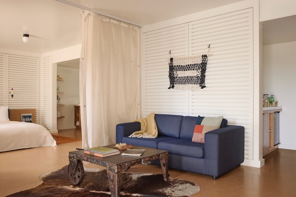 숙박 시설 입구