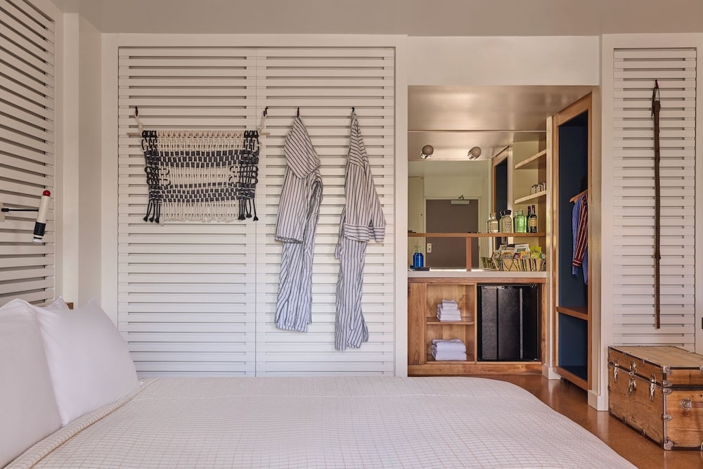 숙박 시설 입구