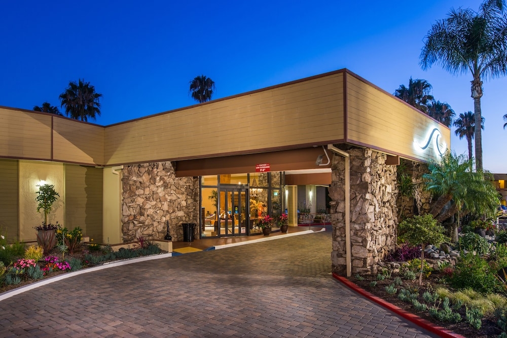 숙박 시설 입구