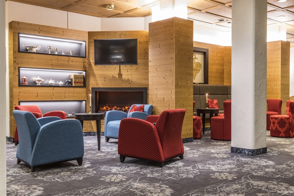 로비 좌석 공간