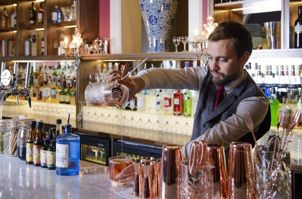 바(숙박 시설 내)