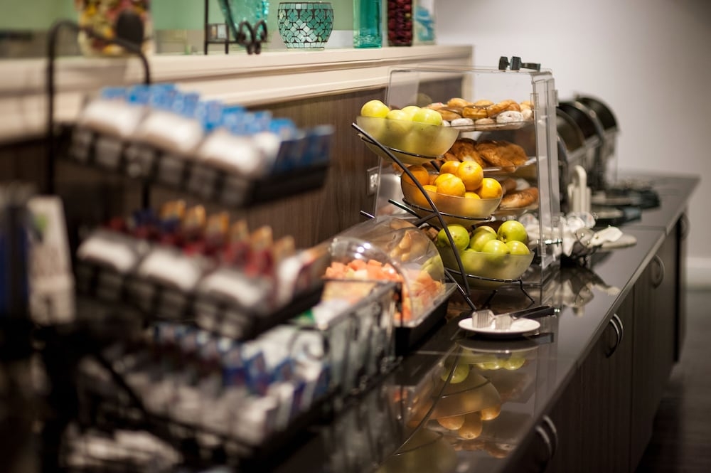 뷔페 아침 식사