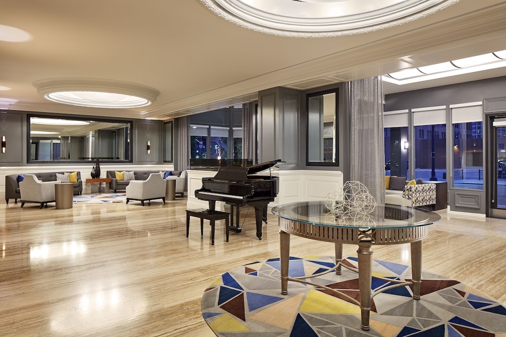 로비 좌석 공간