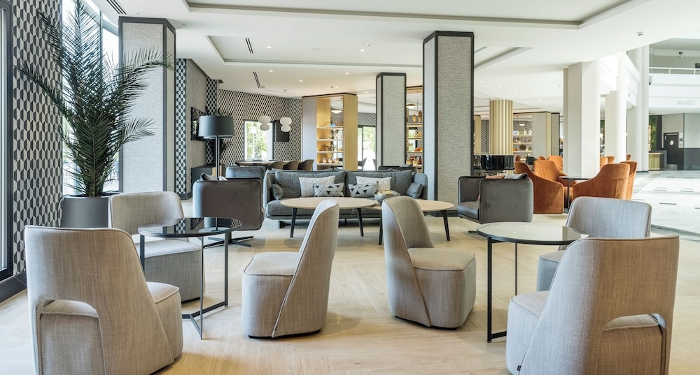 로비 좌석 공간