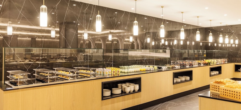 뷔페 아침 식사