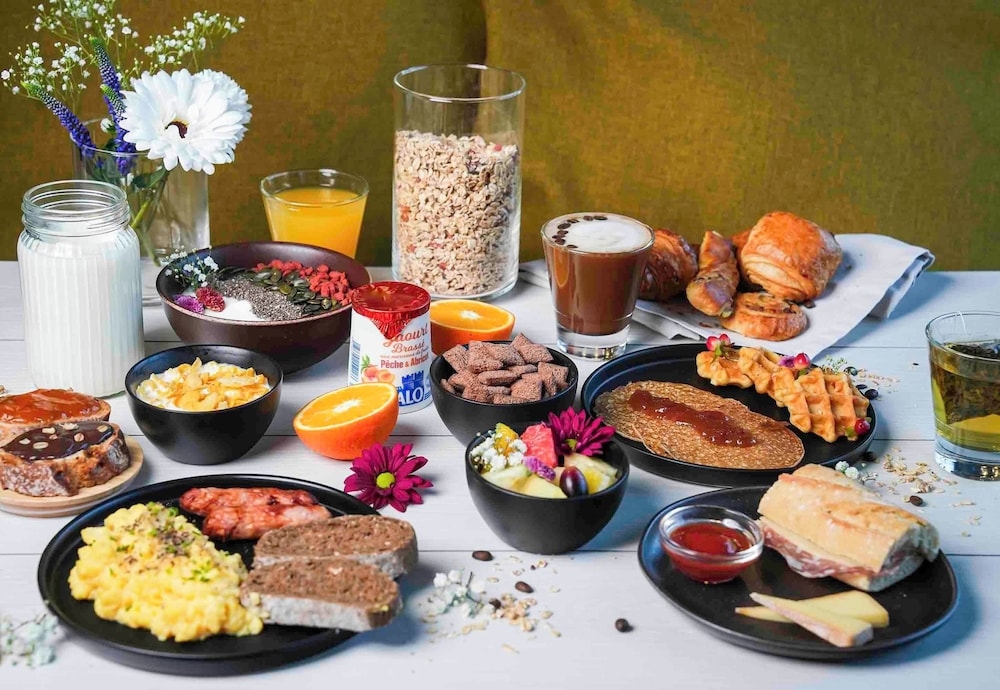 뷔페 아침 식사