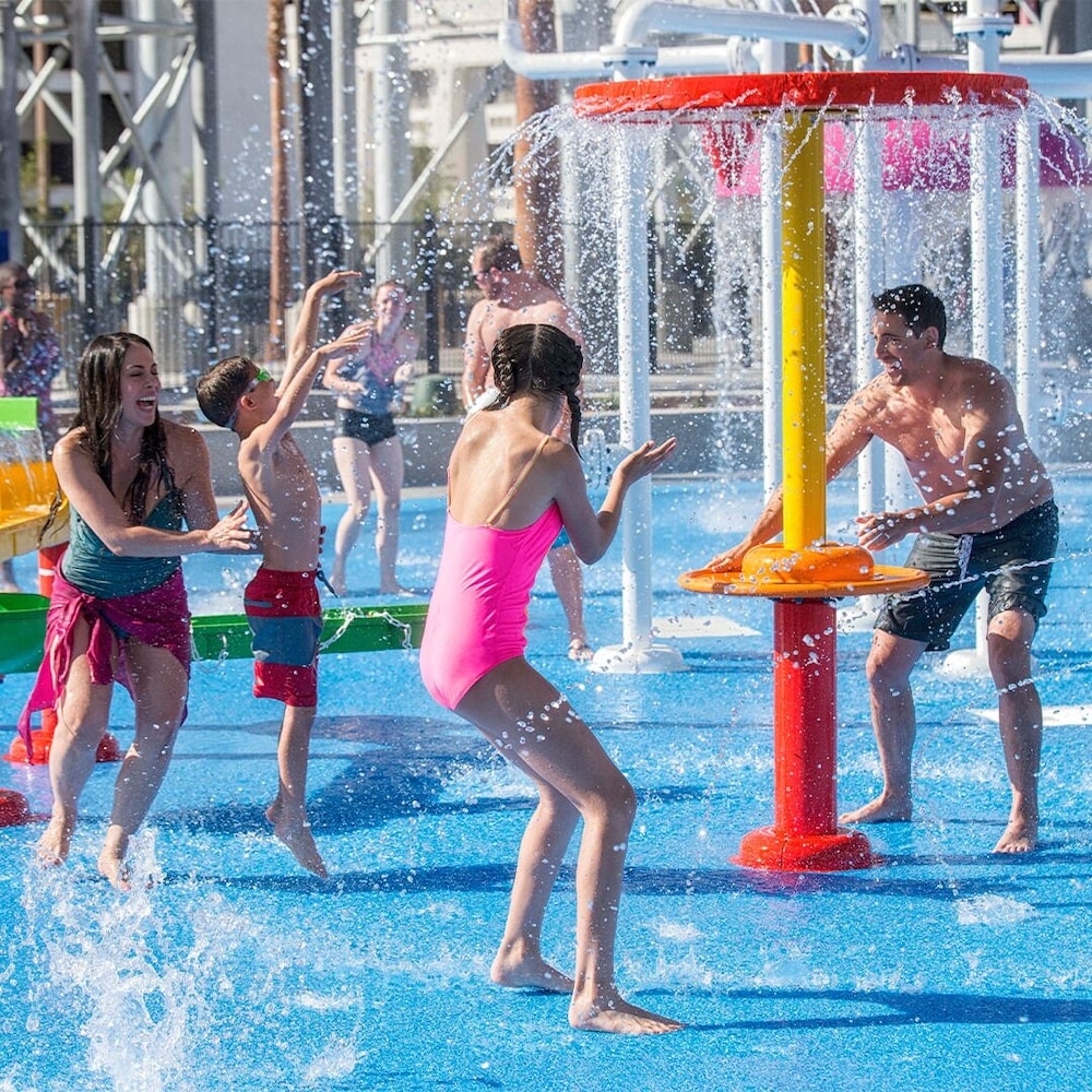 어린이 놀이 공간 - 야외