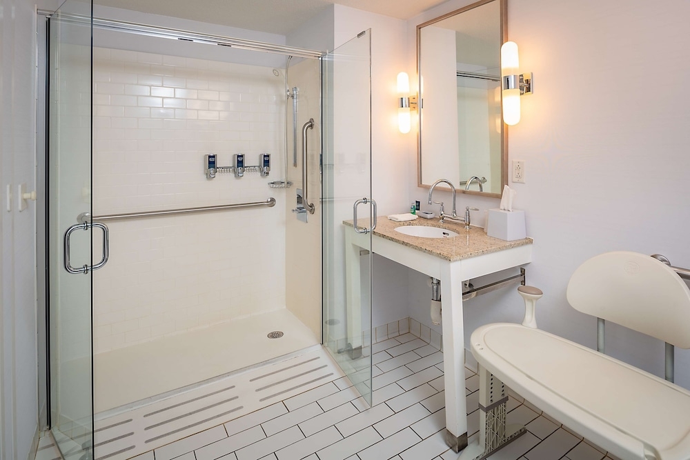 장애인 지원 욕실