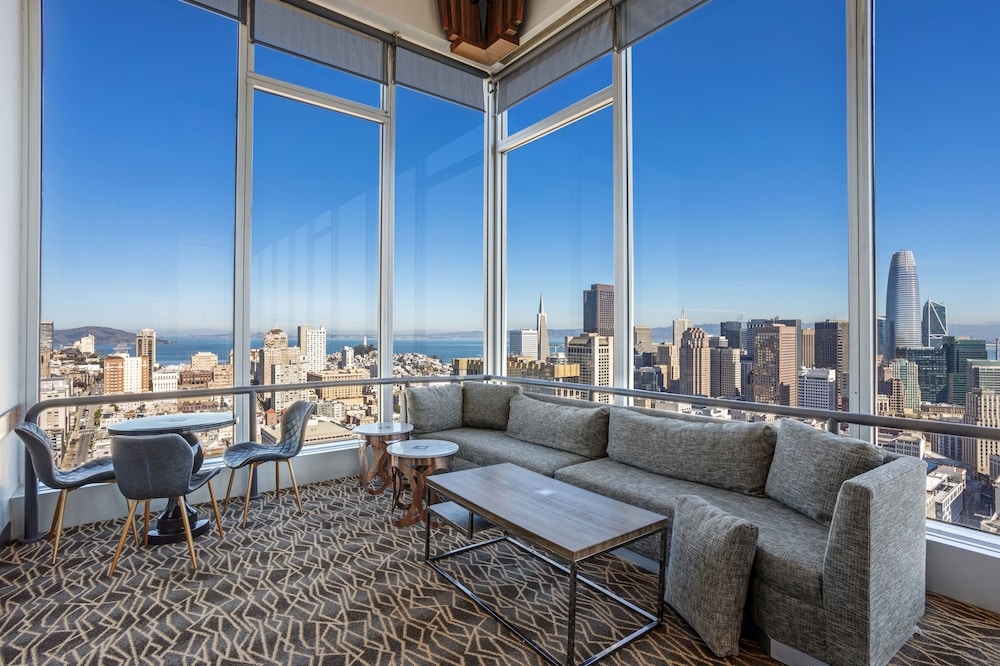 바(숙박 시설 내)