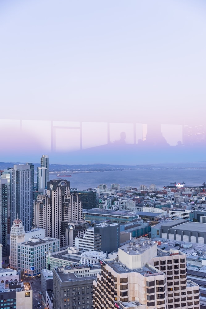 숙박 시설의 전망