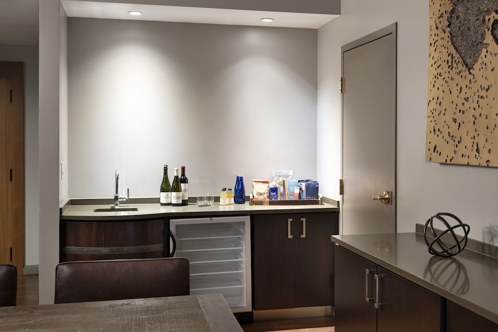 바(숙박 시설 내)