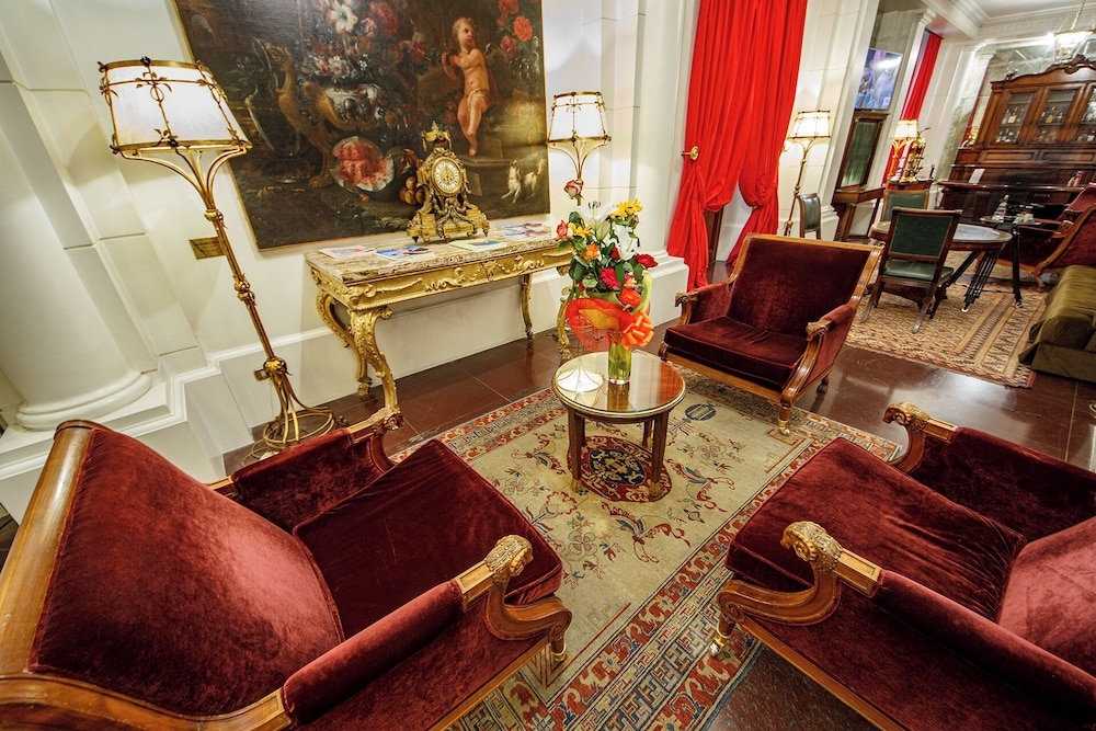 로비 좌석 공간