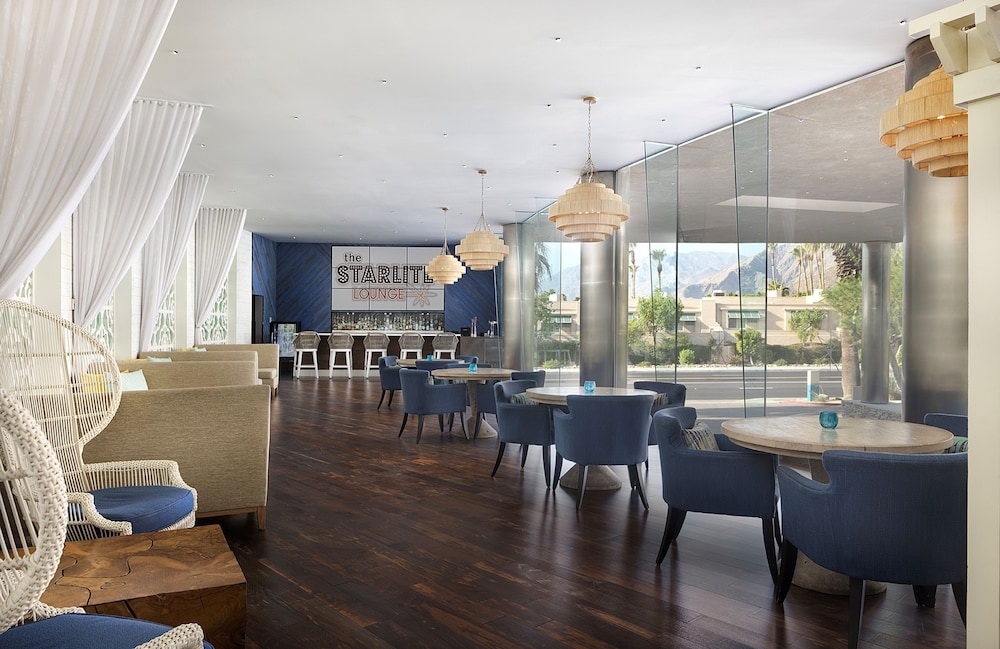 바(숙박 시설 내)