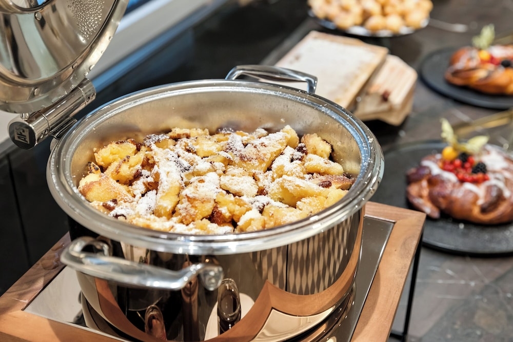 뷔페 아침 식사