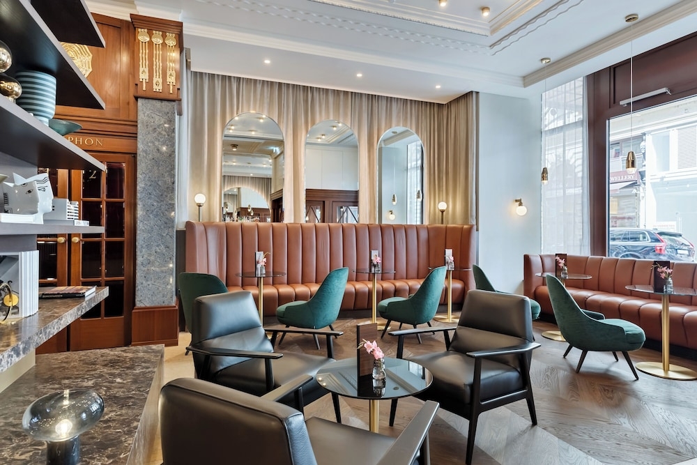 로비 좌석 공간