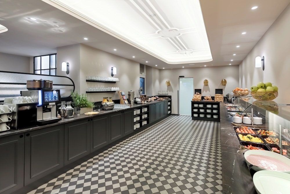 뷔페 아침 식사