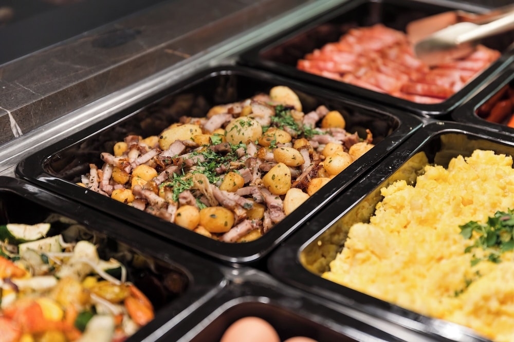 뷔페 아침 식사