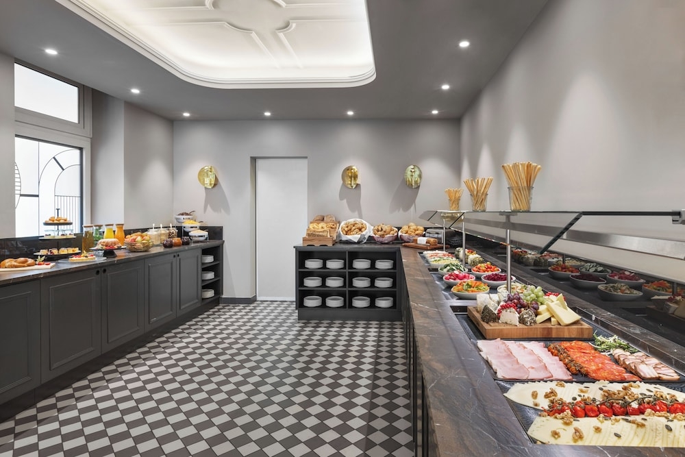 뷔페 아침 식사