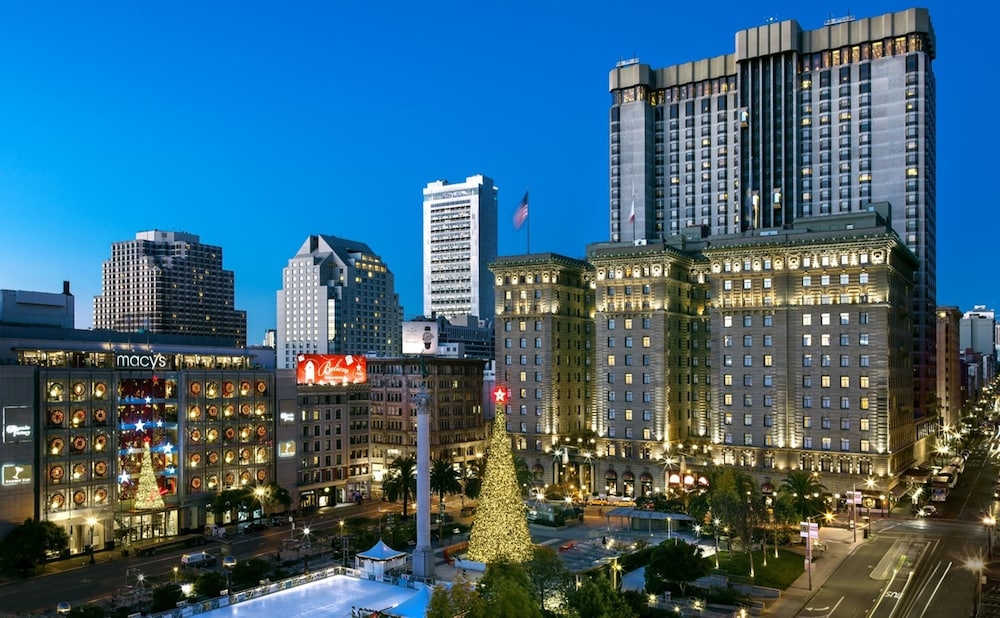 숙박 시설 정면