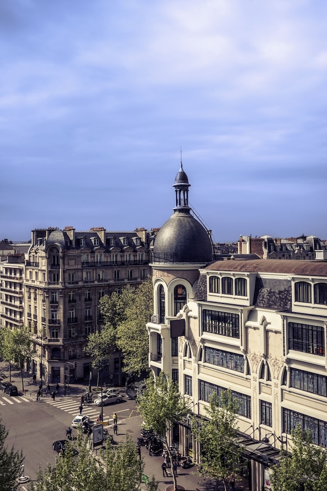 숙박 시설의 전망