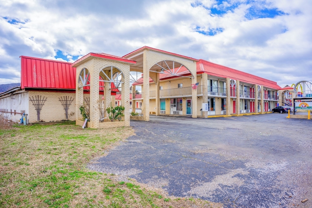 숙박 시설 입구