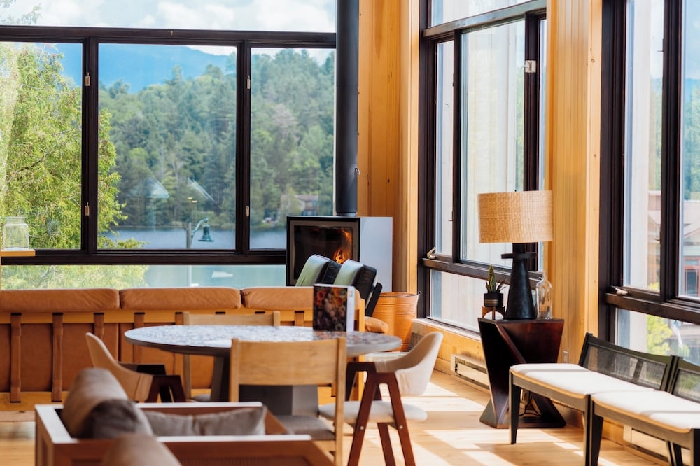 숙박 시설의 전망