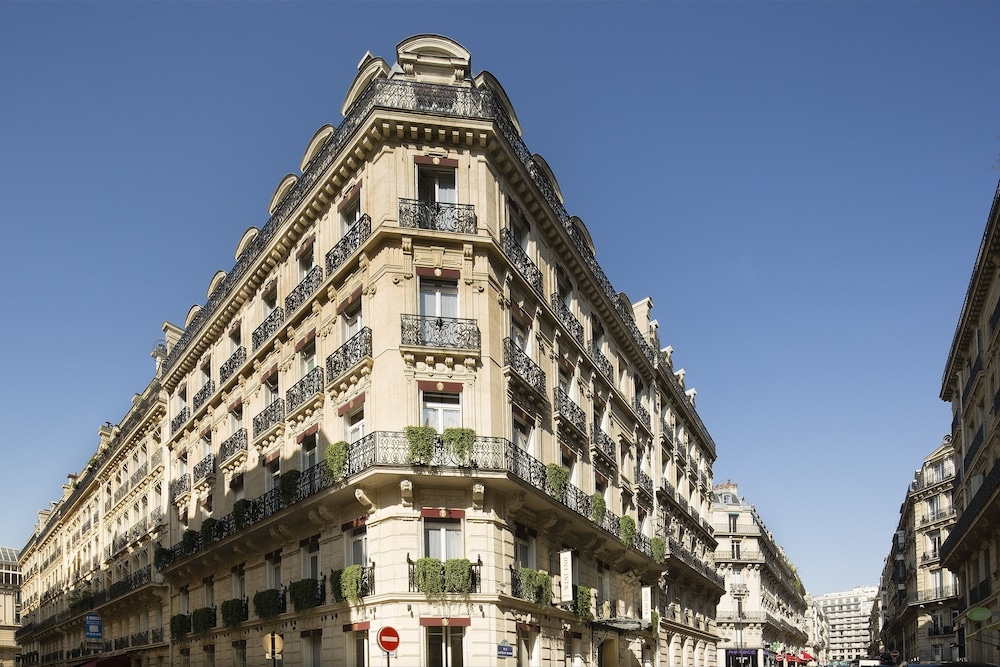 숙박 시설 정면