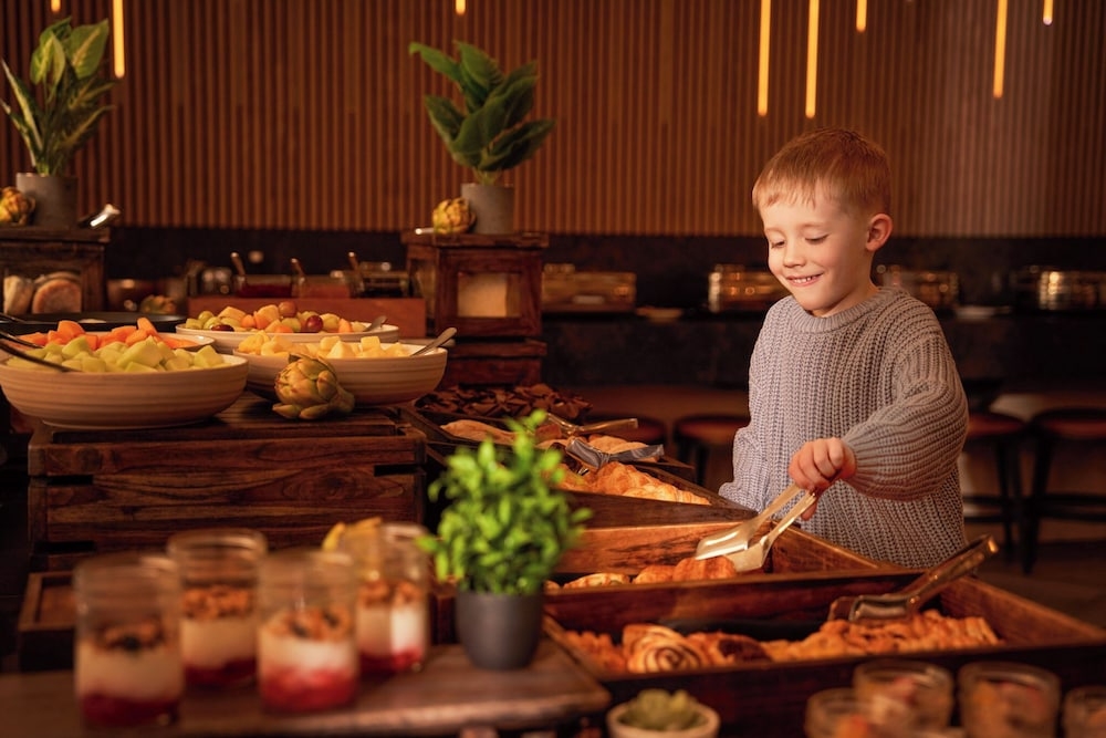 뷔페 아침 식사